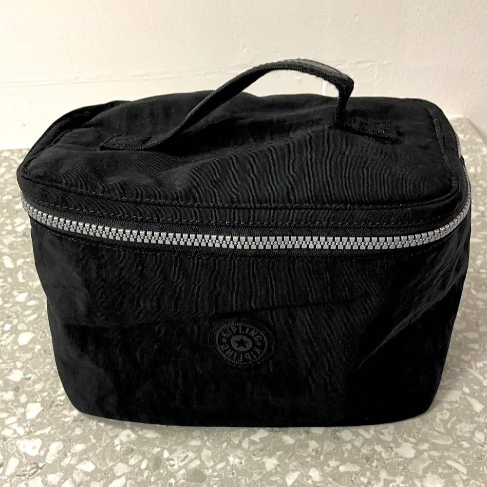 KIPLING Travel make-up /toiletries etc optional bag.